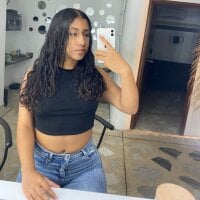 MeggannFoxxx webcam model