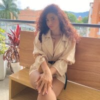 ChantelLux webcam model