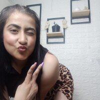 Dullce_baby's Offline Chat Room