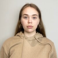 AgnesCoIem Adlı Modelin Çevrimdışı Sohbet Odası
