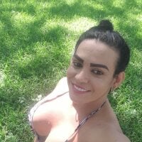 valeria_topsom