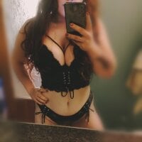 xxxeroticcouple's Offline Chat Room