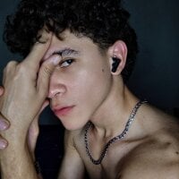Tom_Blues
