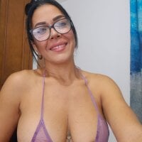 alejandralatina model avatar