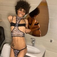 Violett_Salvatore webcam