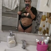 Shining2001 Cam Model Profile | Stripchat