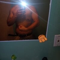 Mikelawrryy24_ webcam