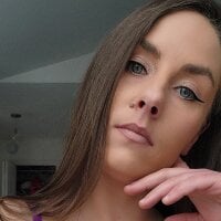 vivianneeee's Avatar Pic