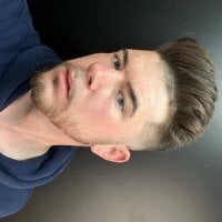 alvarorey24 webcam