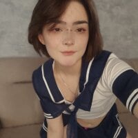 OzellNahari webcam model