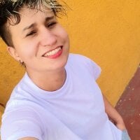 Im_Milan_Rs webcam model