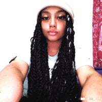 Morenita_36 webcam model