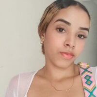 Natashahot_21 Adlı Modelin Çevrimdışı Sohbet Odası
