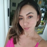 Deesiree's Avatar Pic