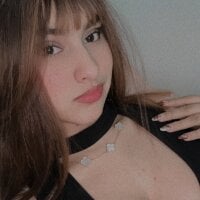 meganfox_o's Avatar Pic