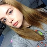 LOLIpetite's Offline Chat Room