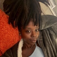 choclatepeaach webcam model