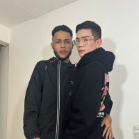 Model biggest_twinks