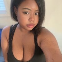 LunaMoth00's Avatar Pic