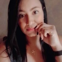 Amatista_Chu's Offline Chat Room