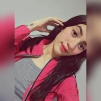 Mia_Helen6
