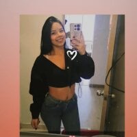 sexyzoe999 webcam model