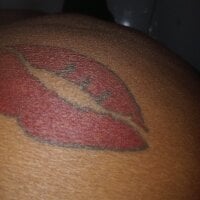 kitty_henni's Offline Chat Room