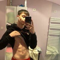 Dy_lan420 offline chatrum