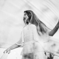 MiaaDias' Offline Chat Room