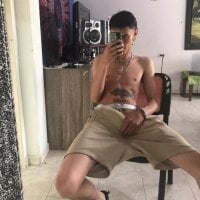 nash_hot16's Offline Chat Room