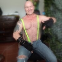 ManlyPrisonGuy webcam model