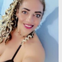 PervertedMature webcam