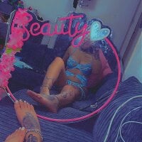 Leilani-HeavenlyX's Avatar Pic