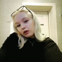 RoseThomas_ model avatar