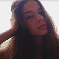 _BabyFox_Chiara_'s Offline Chat Room