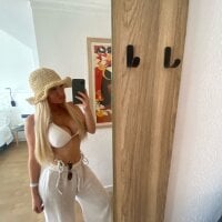 lucy1899x1 webcam