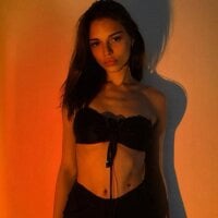 OliviaWorsley model avatar