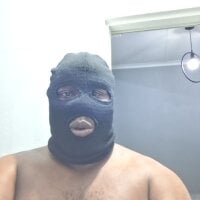 YoursManXXX webcam
