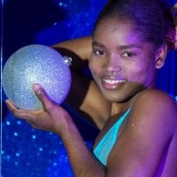 saraa_sm webcam model