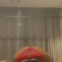 Thiccmamaa webcam model