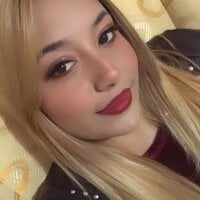 sweetcouple_x's Offline Chat Room