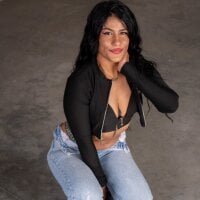 Aiilyn-4 model avatar