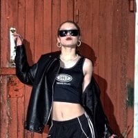 Mia_Vant