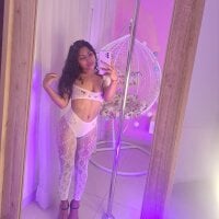 miaamonroee1 webcam model