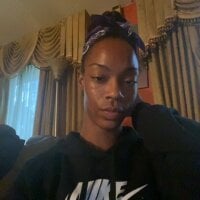 Slippery-Marie's Offline Chat Room