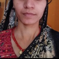 Nishaa_ji webcam model