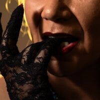 MelaniaKnauss webcam model