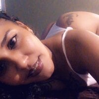 destinylove142's Offline Chat Room