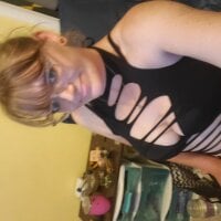 CupcakeMama's Offline Chat Room