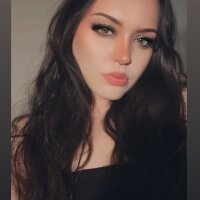 xxxbbyana's Offline Chat Room